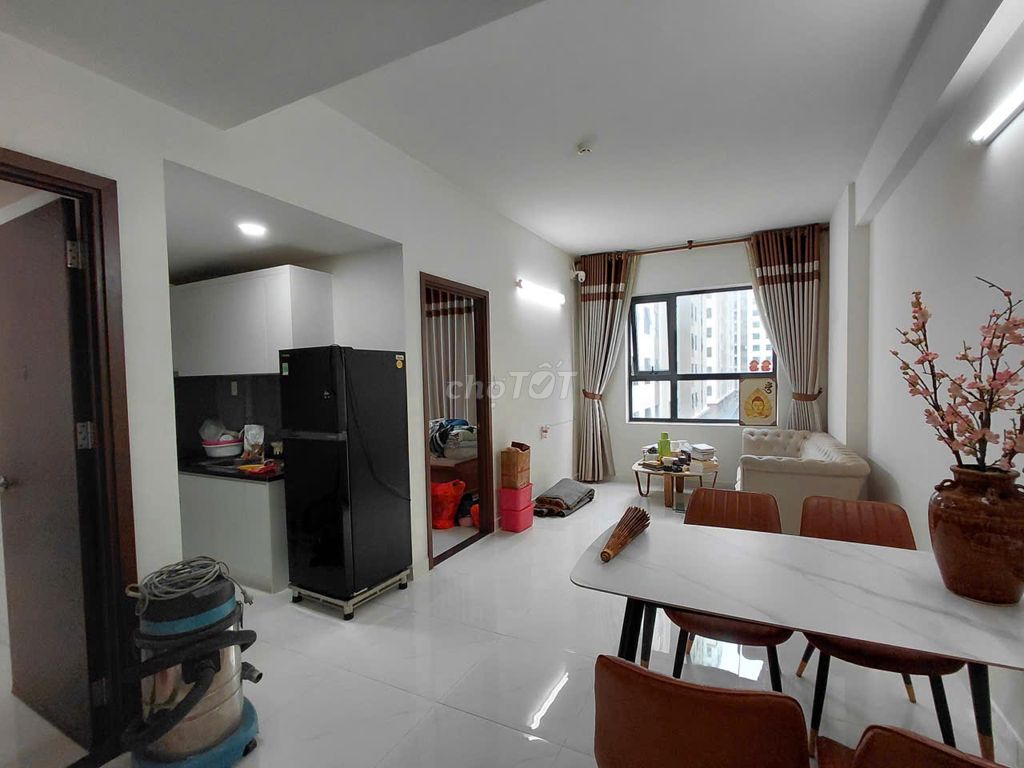 Cho thuê CH Green River 2PN 2WC full nội thất  10,5tr cho sv, 1-9 ở