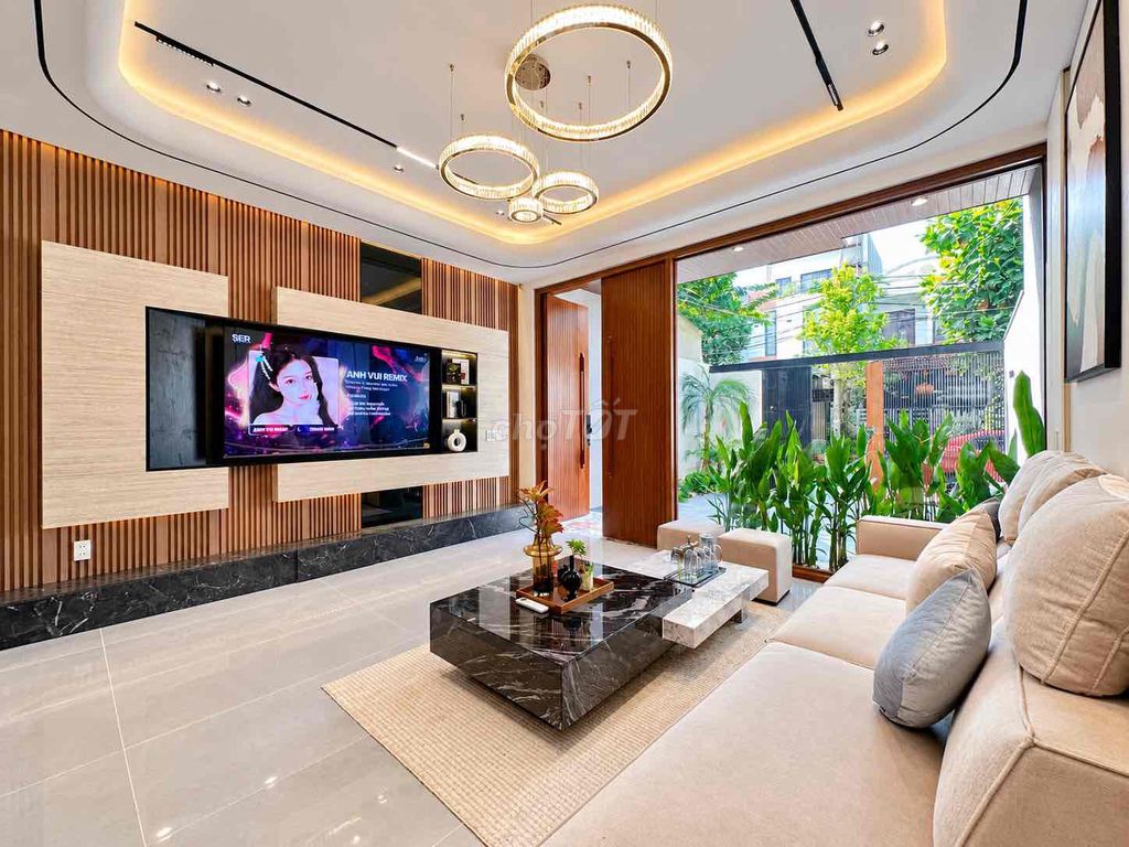 Nhà 3 tầng CỒN DẦU 2 - Hoà Xuân full nội thất , gần chợ HX , 100m2