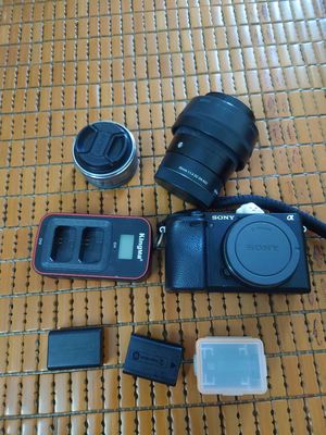 Bán cả bộ máy ảnh sony alpha a6400. Mua bán Máy ảnh, Máy quay tại Huyện Gia Lâm Hà Nội được đăng bởi Doan Han
