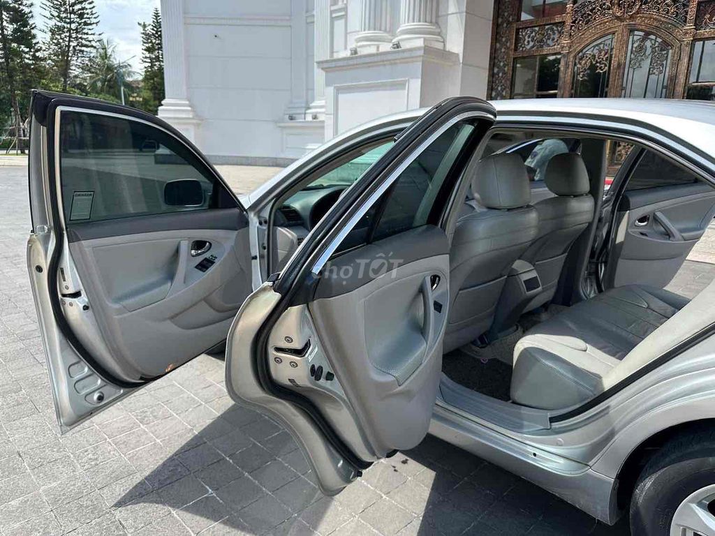 BÁN CAMRY 2.4LE 2007 NHẬP MỸ CHẤT LƯỢNG CAO. Mua bán Ô tô tại Quận Long Biên Hà Nội được đăng bởi Em Minh hình 9