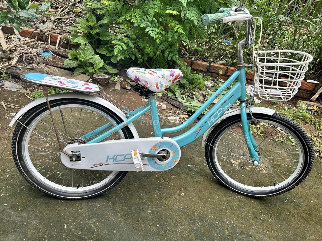 Cần bán xe đạp trẻ em. Mua bán Xe đạp tại Huyện Bình Đại Bến Tre được đăng bởi Nguyễn Thị Trúc hình 1