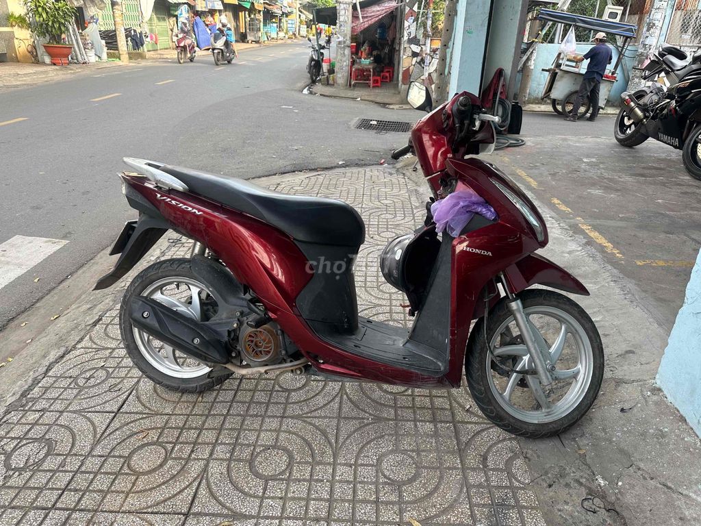 Honda Vision Đỏ. Mua bán Xe máy tại Quận Bình Tân Tp Hồ Chí Minh được đăng bởi Hiếu Bình Tân hình 1