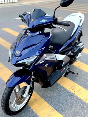 Airblade 125 mẫu2017 1chủ ít đi máy zin100% mới99%. Mua bán Xe máy tại Quận 11 Tp Hồ Chí Minh được đăng bởi CỬA HÀNG CHUYÊN GÓP NỢ XẤU