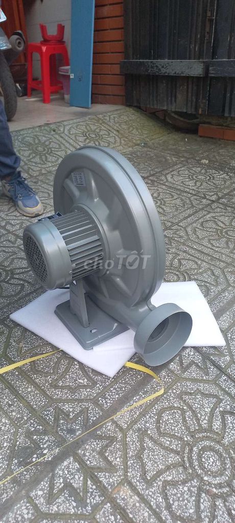 Quạt hút khói công nghiệp cho máy laser. Mua bán Đồ chuyên dụng, Giống nuôi trồng tại Thành phố Thuận An Bình Dương được đăng bởi Ngoan lasercnc hình 1