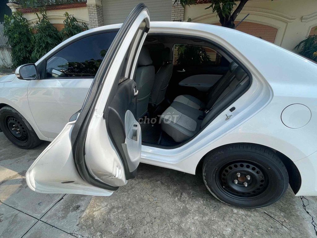 Kia Soluto 2019 MT - 81000 km. Mua bán Ô tô tại Quận 12 Tp Hồ Chí Minh được đăng bởi Salon Ô tô Hoàng Minh Phát hình 11