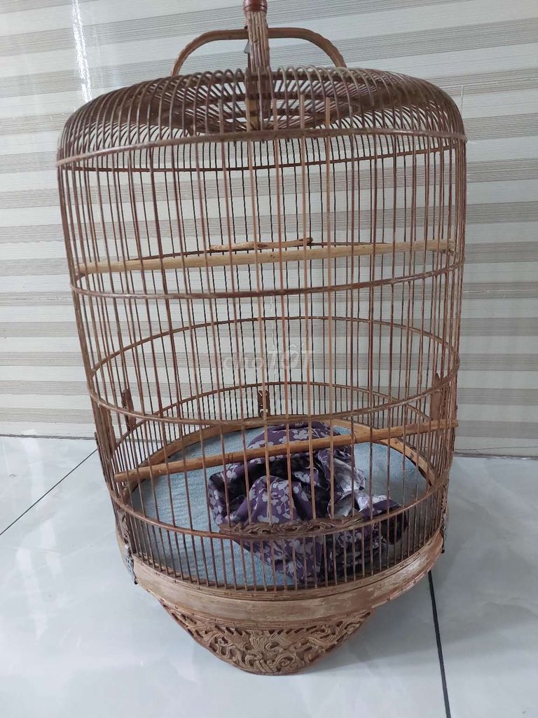 Lồng 68 nan điêu khắc hoa văn