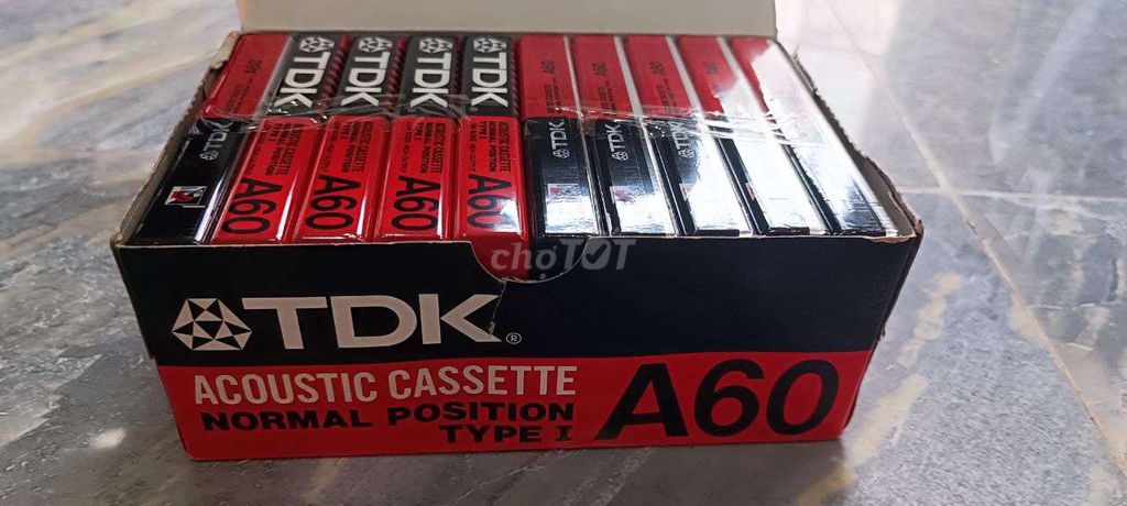 Băng Cassette còn nguyên hộp