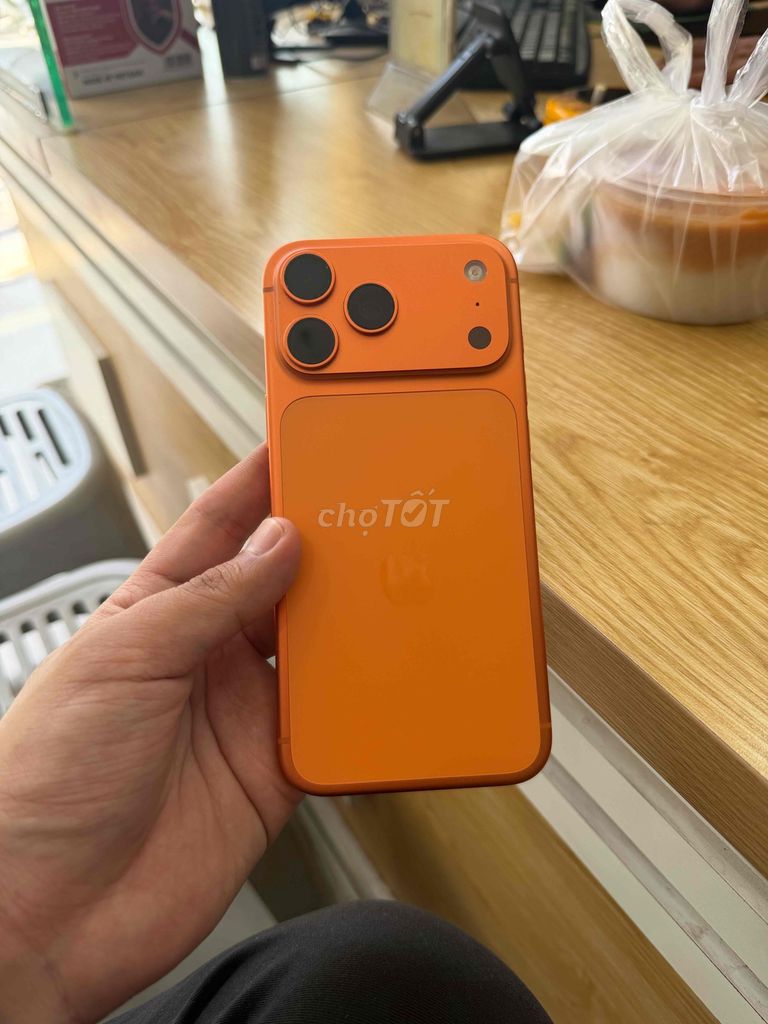 iPhone 17 Pro Max 2 TB Cam VN. Mua bán Điện thoại tại Quận Tân Bình Tp Hồ Chí Minh được đăng bởi Hoàng Nam hình 1