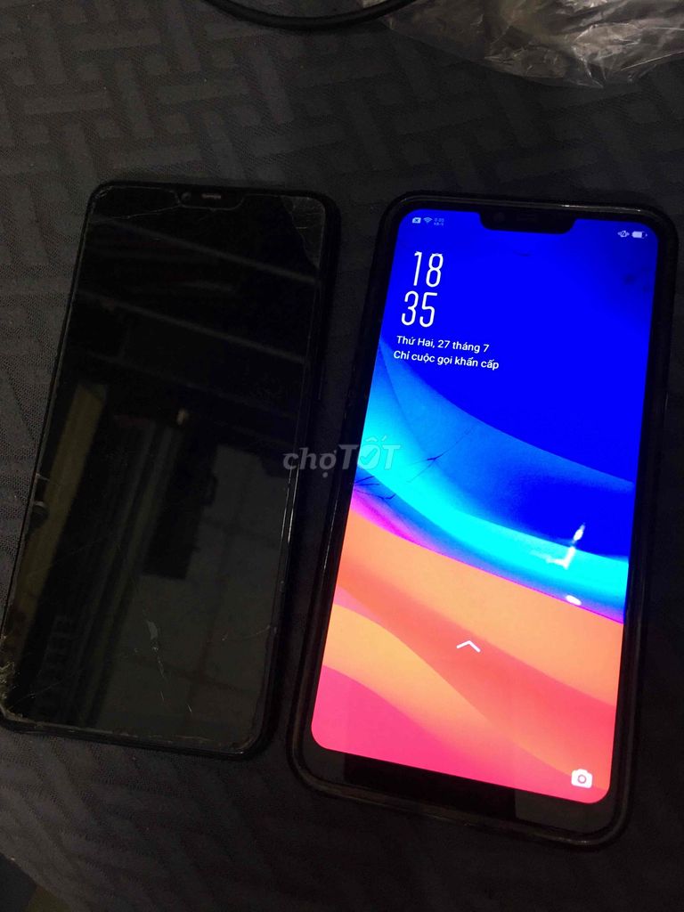 OPPO A3s 3GB/32GB Tím và đỏ. Mua bán Điện thoại tại Quận Tân Phú Tp Hồ Chí Minh được đăng bởi Tiệm Sách Cũ Hoàng Lộc hình 1