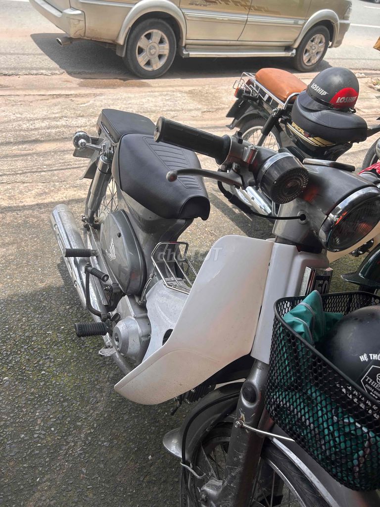 cup 50cc. nhung len may 100 di mamh. em. Mua bán Xe máy tại Thành phố Thuận An Bình Dương được đăng bởi Tên chưa cung cấp hình 2