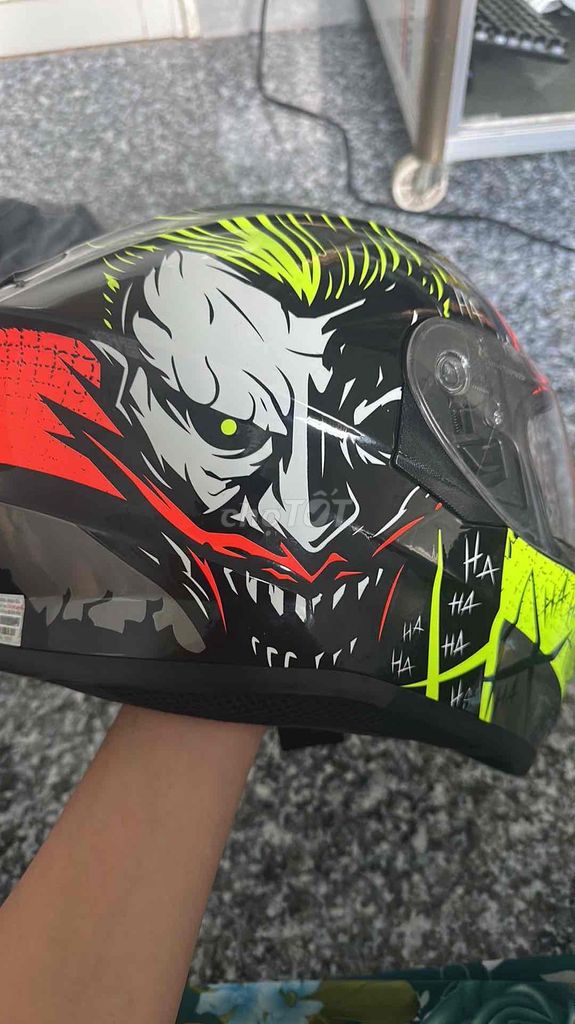 Mũ bảo hiểm YOHE Joker XXL. Mua bán Phụ kiện thời trang khác tại Thành phố Bến Tre Bến Tre được đăng bởi Nguyễn V hình 1