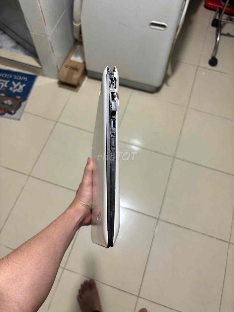 Lenovo cảm ứng màn đẹp pin trâu xoay 360 độ