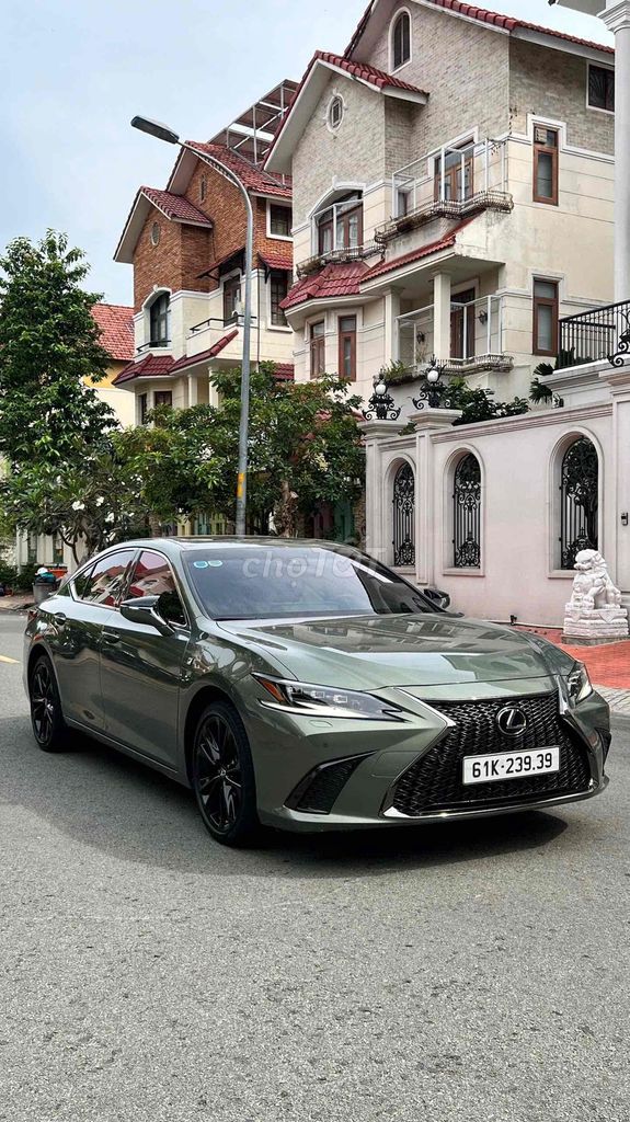 Lexus ES250 F Sport - 2023 (ĐK 2024) - 12.000 km