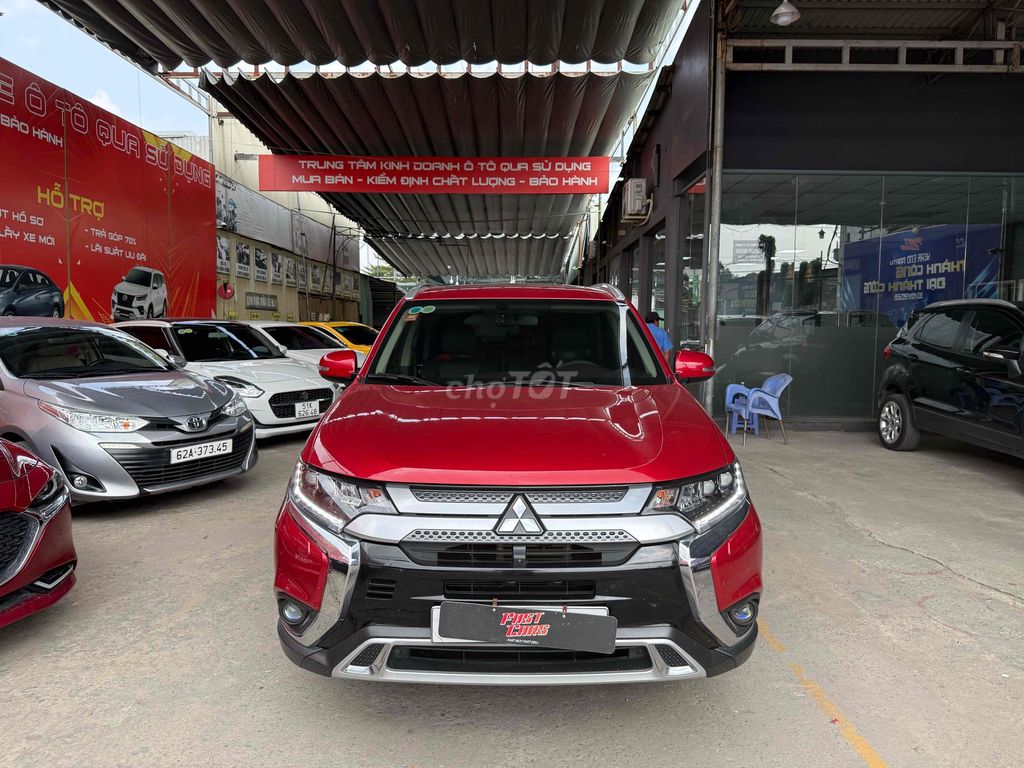 Mitsubishi Outlander 2021 photo 2