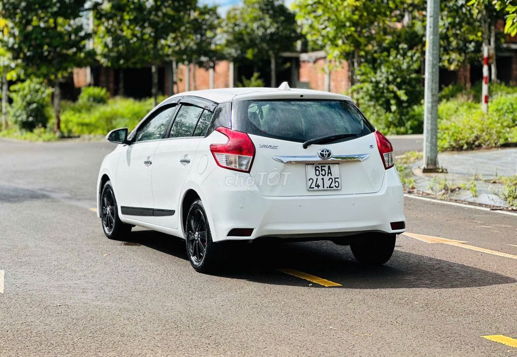 Toyota Yaris 2015 G màu Trắng. Mua bán Ô tô tại Thành phố Pleiku Gia Lai được đăng bởi Kết Nguyễn hình 14