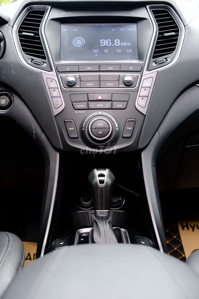 Hyundai Santa Fe 4WD 2015 - 75000 km. Mua bán Ô tô tại Quận Tân Phú Tp Hồ Chí Minh được đăng bởi HYUNDAI MIỀN NAM hình 9