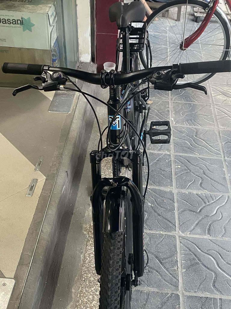 Xe đạp thể thao Taiwan mua 3tr còn 98%. Mua bán Xe đạp tại Quận Hai Bà Trưng Hà Nội được đăng bởi dung 50 thịnh yên hình 3