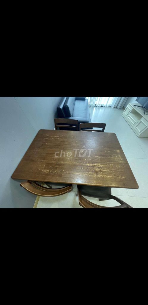 Bộ bàn ghế ăn gỗ màu Nâu. Mua bán Bàn ghế tại Thành phố Thủ Đức Tp Hồ Chí Minh được đăng bởi Lưu Hoàng Dũng  hình 1