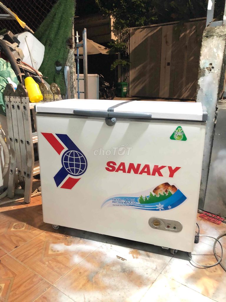 Tủ đông Sanaky Trắng Đông và mát. Mua bán Tủ lạnh tại Quận Liên Chiểu Đà Nẵng được đăng bởi Hunter  TP hình 1