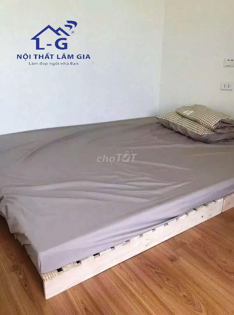 Giường pallet ván thông nhập khẩu mới 100% hỎA tỐC