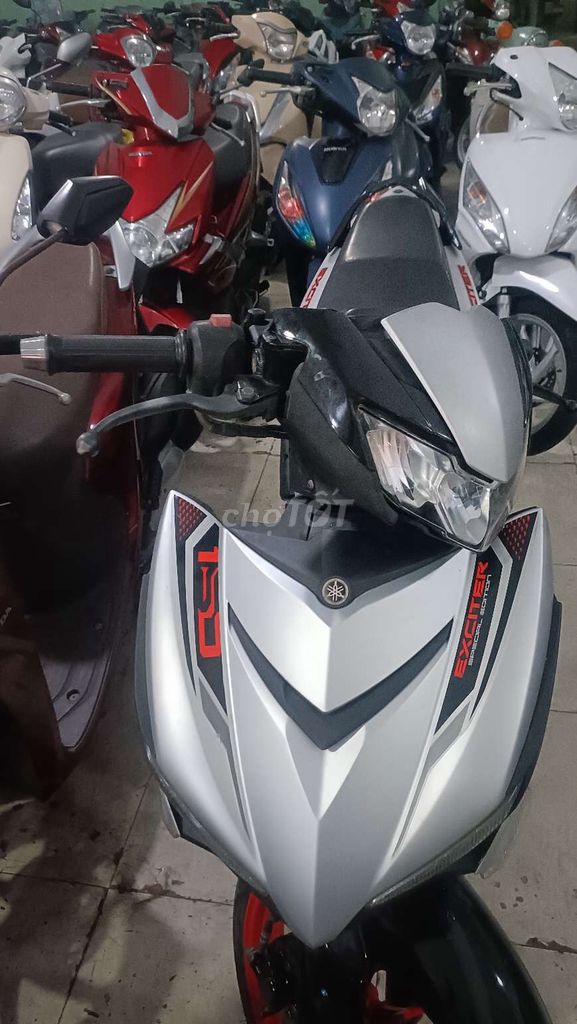 Yamaha Exciter 150 2019 Bạc. Mua bán Xe máy tại Quận Bình Tân Tp Hồ Chí Minh được đăng bởi cửa hàng xe máy cũ Tiến phát chuyên bán góp trả trước 0 đồng hình 5