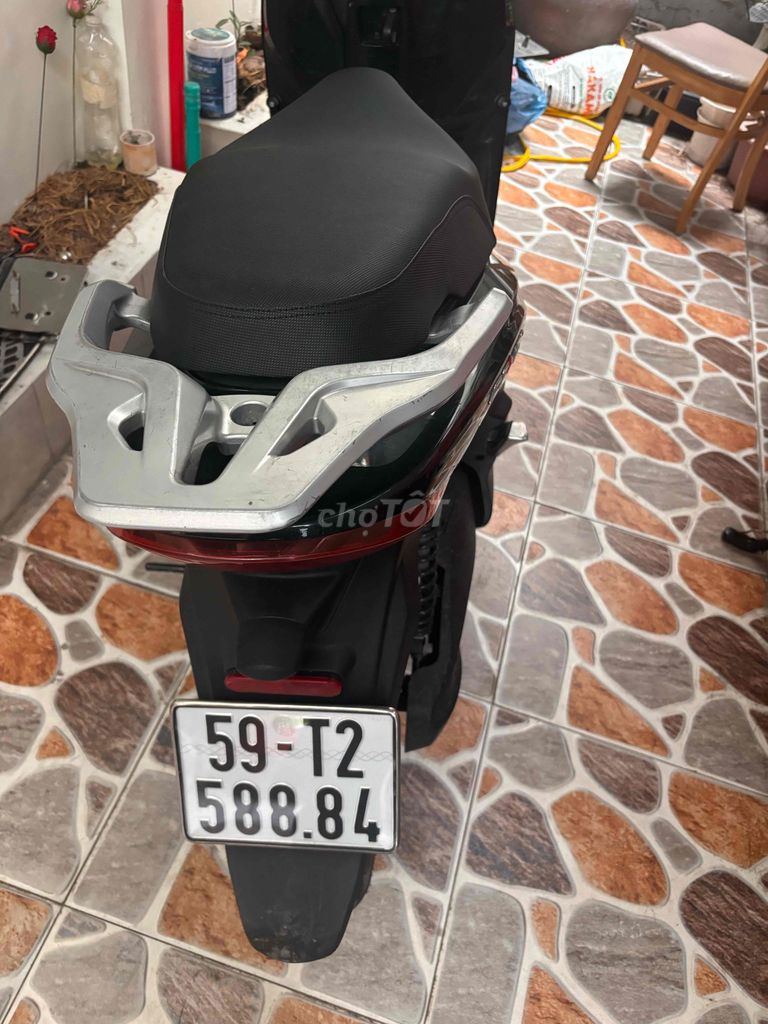 VinFast Feliz S 2022 черный 77000 км