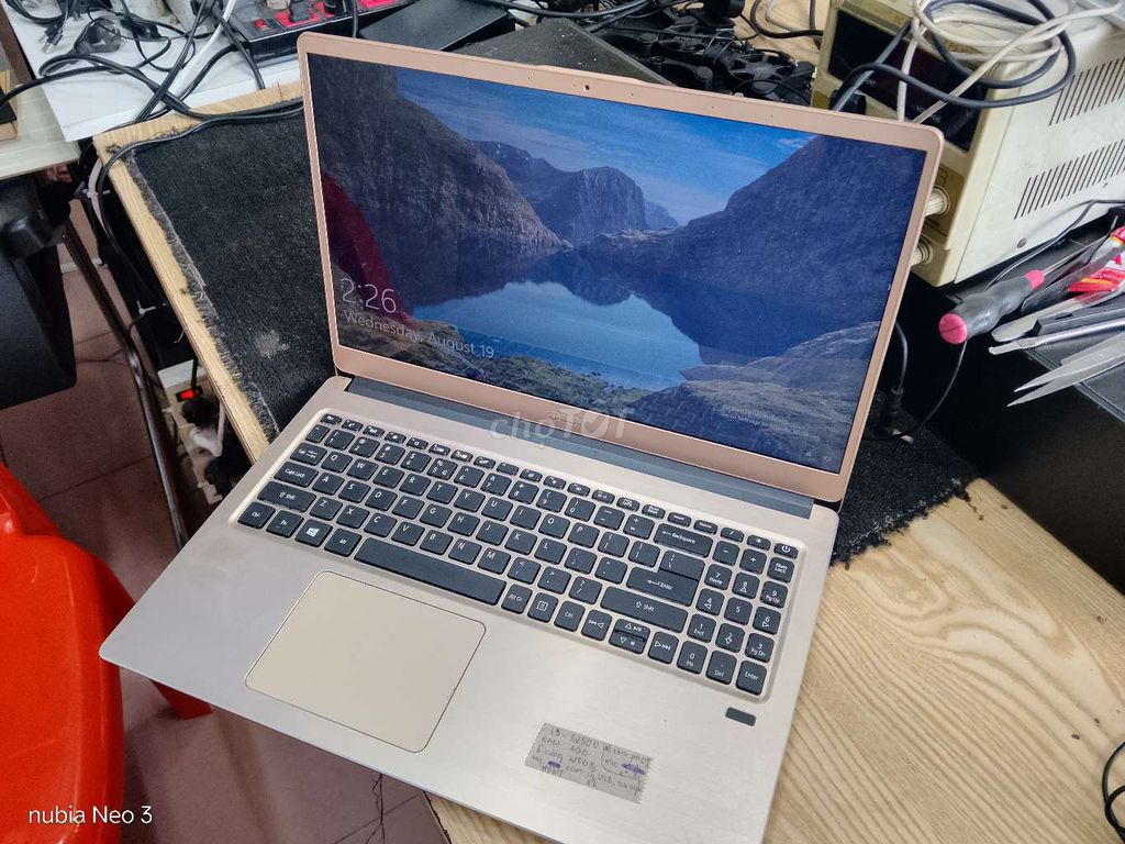 Acer Swift SF315-52 i5-8250U 15.6 inch 8GB/128GB. Mua bán Laptop tại Quận Gò Vấp Tp Hồ Chí Minh được đăng bởi Bảo  hình 1