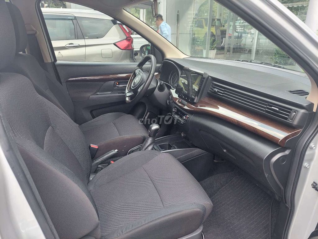 Ertiga GLX 2020 1.5L AT - Xe Cty Suzuki thanh lý. Mua bán Ô tô tại Quận Tân Bình Tp Hồ Chí Minh được đăng bởi Pháp Suzuki World Phổ Quang hình 5