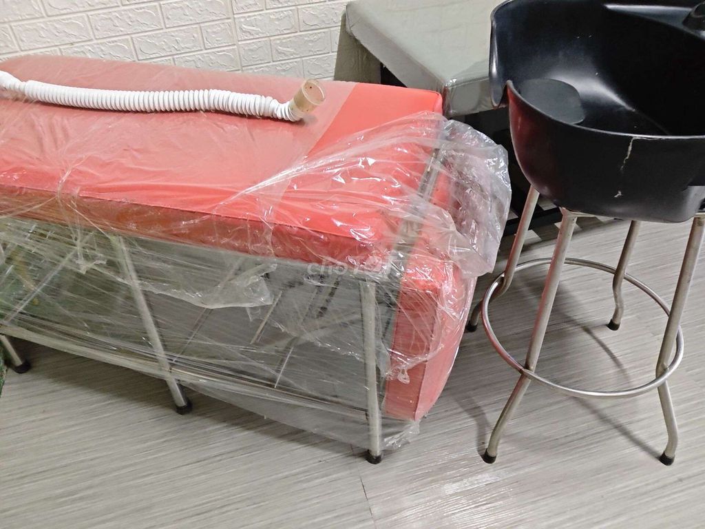 Bục làm nail chân Sứ Trắng. Mua bán Nội thất, đồ gia dụng khác tại Huyện Tân Phú Đồng Nai được đăng bởi Thanh Hien Nguyen hình 1