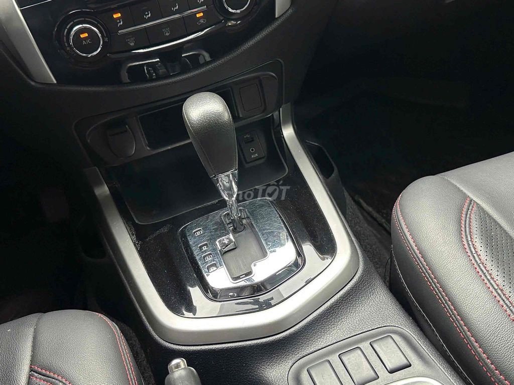 Nissan Navara 2.5 EL sx 2018 màu đen xe đẹp. Mua bán Ô tô tại Quận Cầu Giấy Hà Nội được đăng bởi Cao Quý hình 9