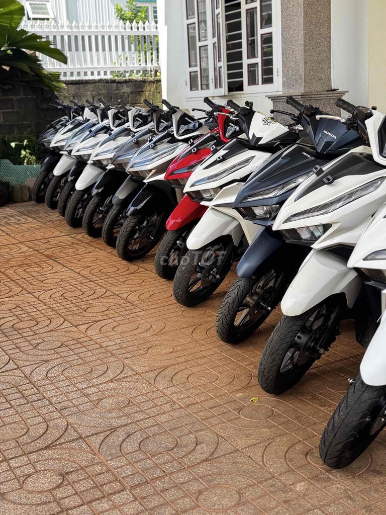 Thanh Lý Vario 125-150. Mua bán Xe máy tại Thành phố Buôn Ma Thuột Đắk Lắk được đăng bởi Cửa Hàng Xe Máy 297 Nguyễn văn cừ hình 2