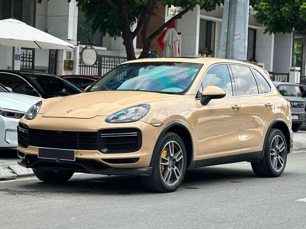 Porsche Cayenne 2011  - 11000 km. Mua bán Ô tô tại Quận Cầu Giấy Hà Nội được đăng bởi Nguyễn Quang Linh hình 1