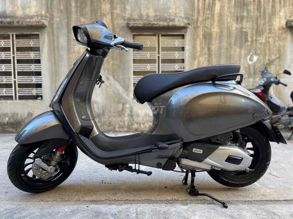Vespa 2020 xám titan đèn led phanh abs 52tr. Mua bán Xe máy tại Quận Thanh Khê Đà Nẵng được đăng bởi Long hình 1