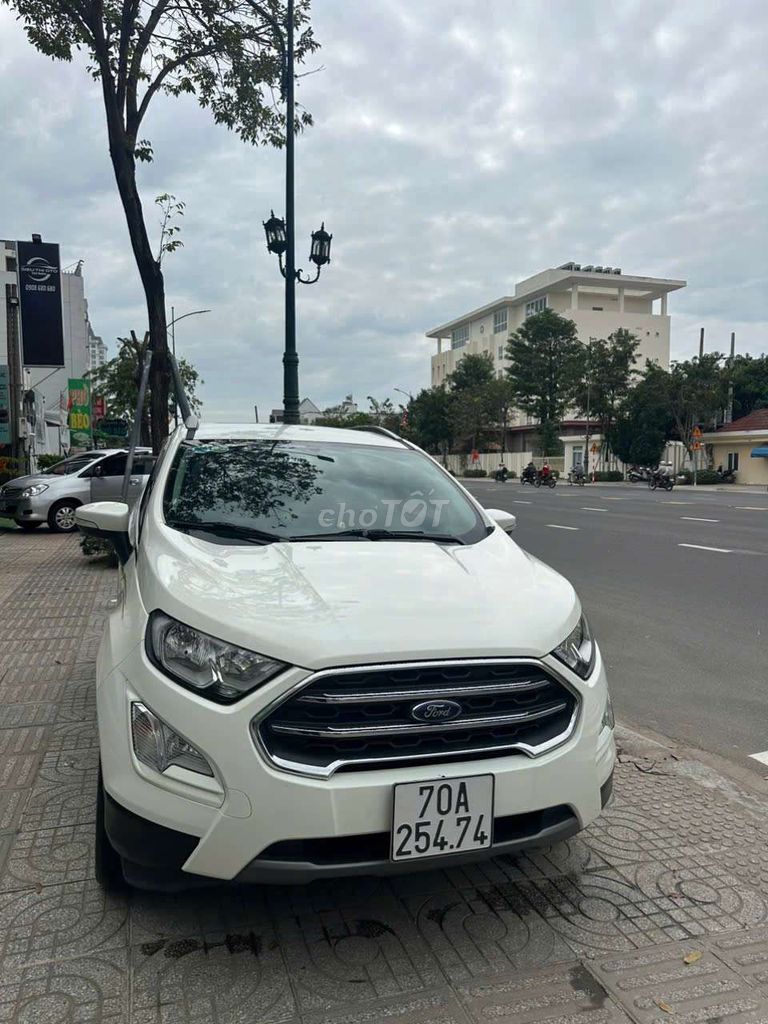 FORD ECOSPORT TITANIUM NHỎ GỌN CỰC ĐẸP