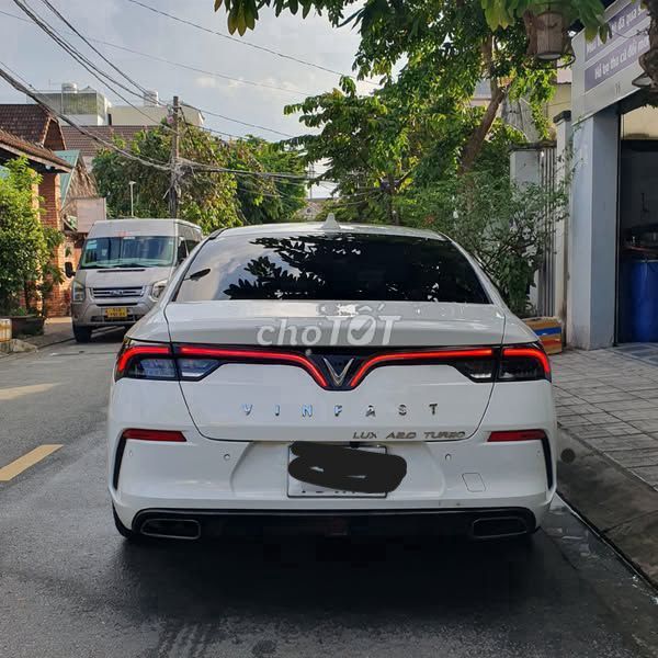 VinFast Lux SA 2.0 Plus 2.0 AT 2020. Mua bán Ô tô tại Quận Tây Hồ Hà Nội được đăng bởi Lý Đức Thắng hình 2