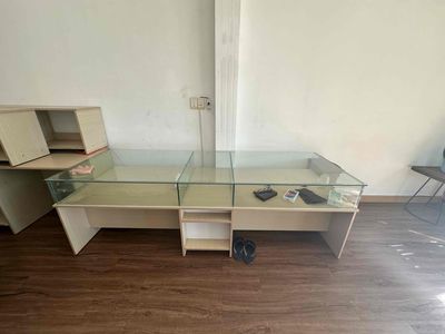 thanh lý tủ trưng bày còn rất mới. Mua bán Đồ dùng văn phòng tại Thành phố Buôn Ma Thuột Đắk Lắk được đăng bởi bui thanh long