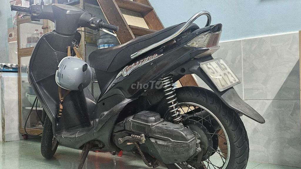 Yamaha Classico Đen