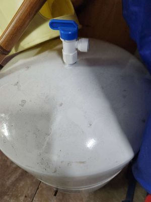 Bình áp lọc nước + Bơm 24v. Mua bán Nội thất, đồ gia dụng khác tại Quận Đống Đa Hà Nội được đăng bởi cao xuân phong