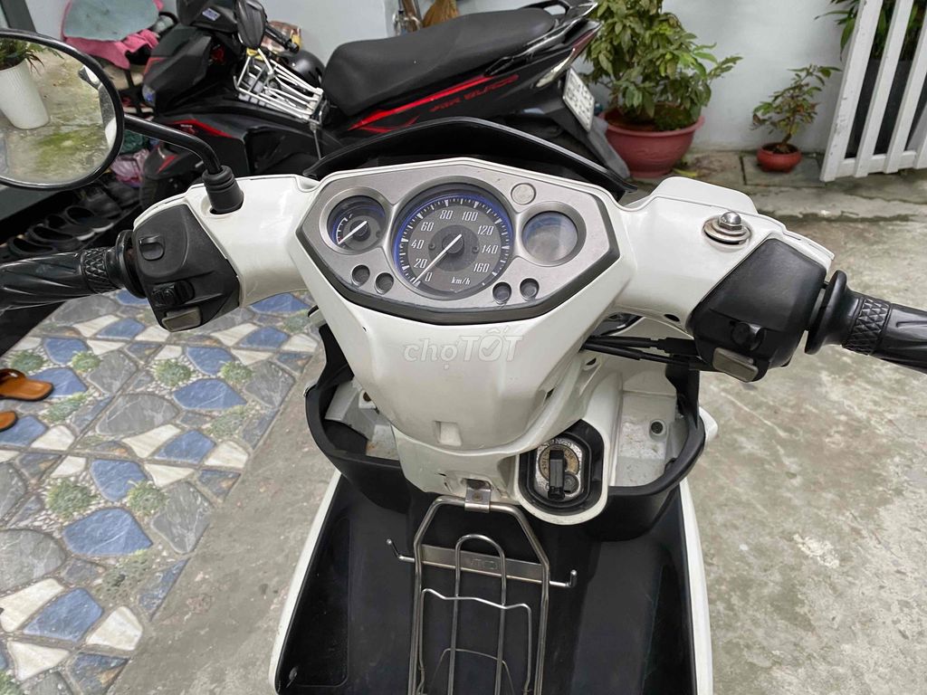 Nouvo 4 bstp đời cao 2011 xe đẹp. Mua bán Xe máy tại Quận 5 Tp Hồ Chí Minh được đăng bởi JM hình 6