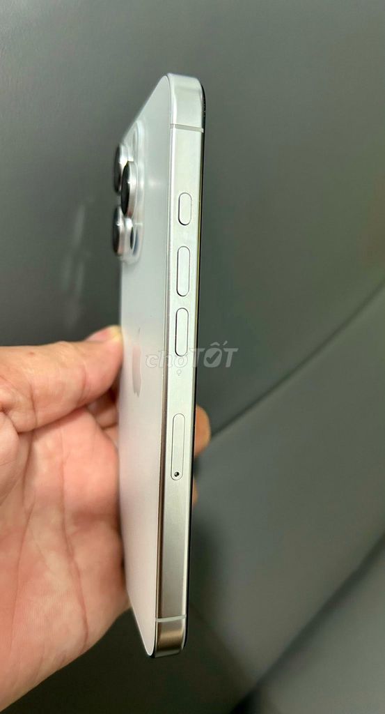 Apple iPhone 16 Pro 256GB Bạc 93%. Mua bán Điện thoại tại Quận 1 Tp Hồ Chí Minh được đăng bởi Hội Đồ Điện Tử hình 1