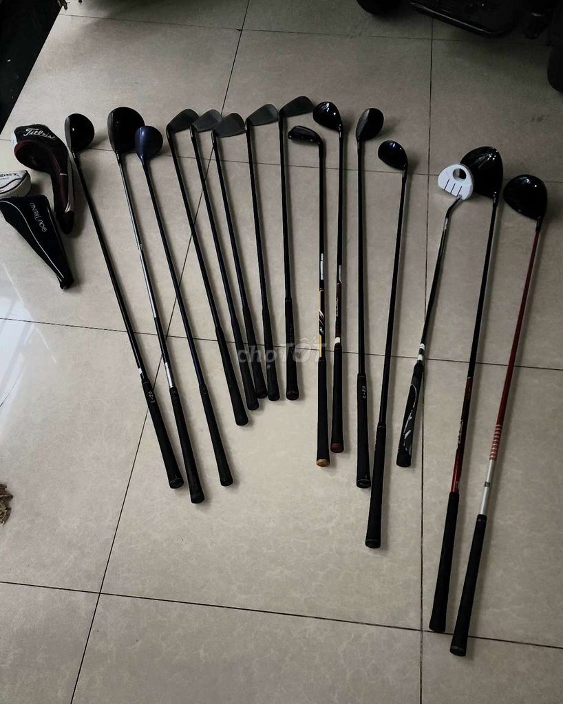 13 cây Gậy golf.Titleist, Mizuno và TaylorMade