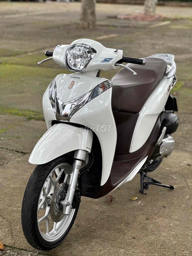 SH mode 2016 góp 0đ. Mua bán Xe máy tại Huyện Trảng Bom Đồng Nai được đăng bởi Xe Máy Ngọc Hưng hình 2
