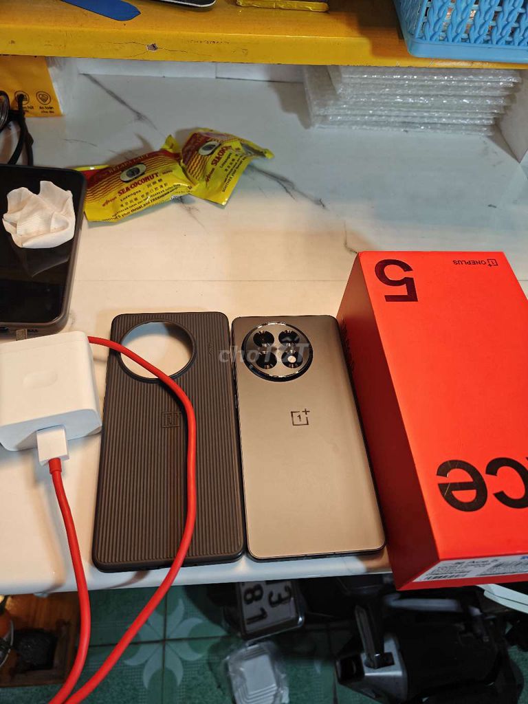 OnePlus Ace 5 256GB Xám. Mua bán Điện thoại tại Quận Tân Phú Tp Hồ Chí Minh được đăng bởi huy  hình 1