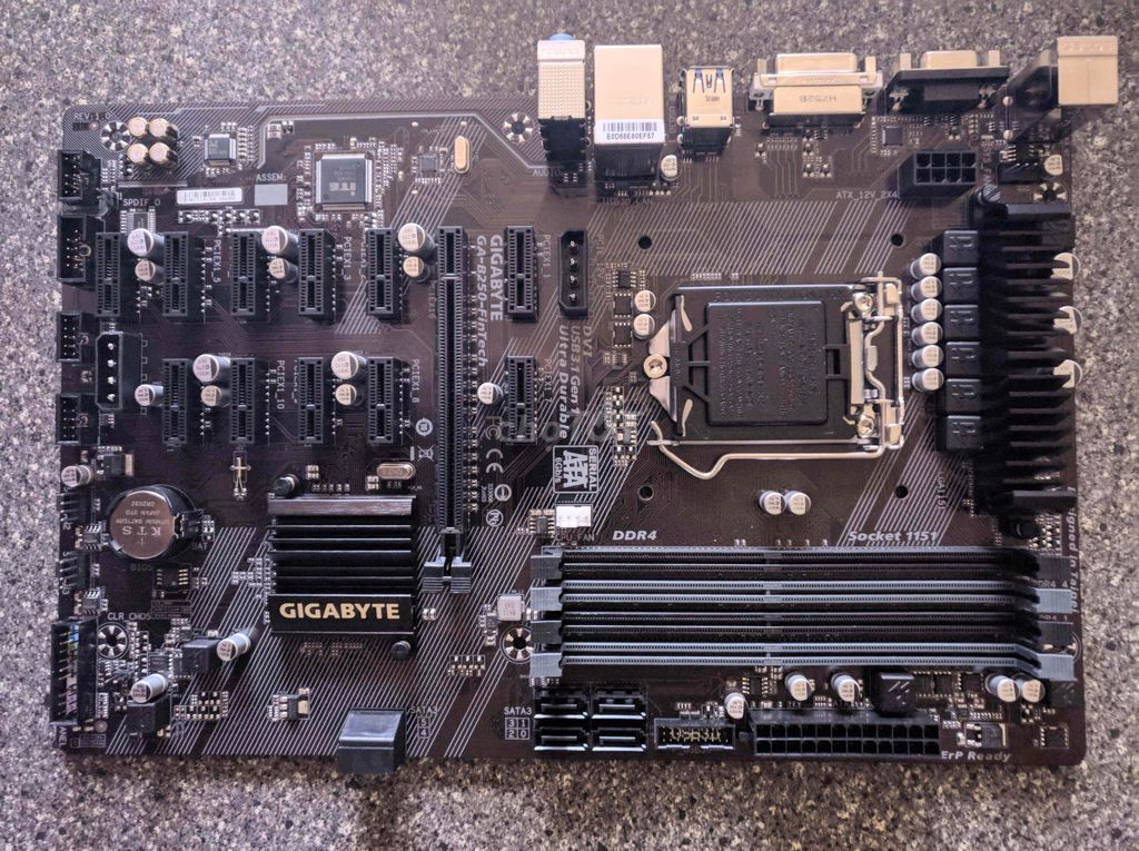 Main Gigabyte B250-FinTech mới,đẹp