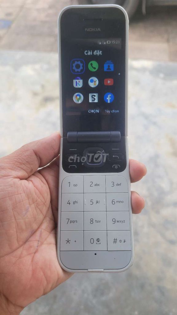 Nokia Điện thoại gập Trắng đen. Mua bán Điện thoại tại Huyện Phù Cát Bình Định được đăng bởi Tống Xuân Nhiên hình 1