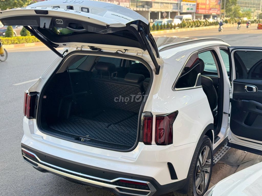 Kia Sorento Signature 2.5 AT AWD 2022 Siêu Lướt. Mua bán Ô tô tại Quận Thanh Xuân Hà Nội được đăng bởi Nguyễn Tuấn Hoàng hình 15