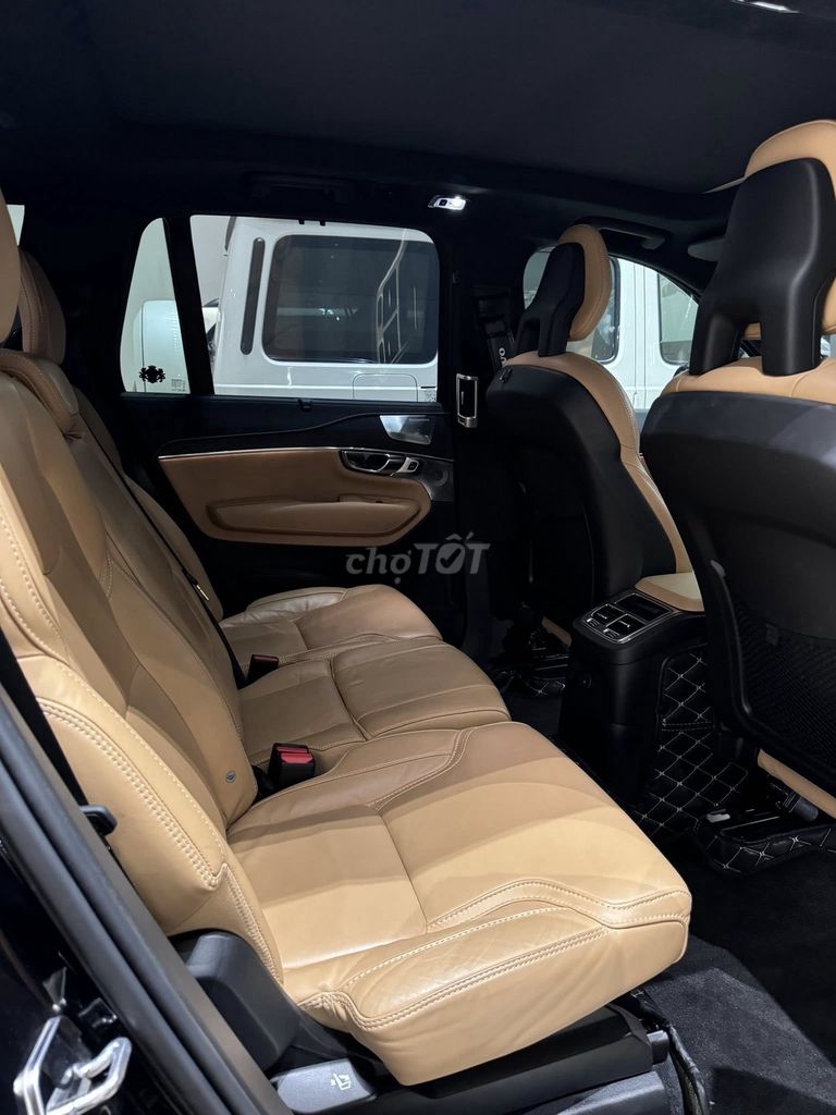 Volvo XC90 T8 AWD Recharge IIsncription 2022. Mua bán Ô tô tại Quận Gò Vấp Tp Hồ Chí Minh được đăng bởi Sĩ Minh hình 11