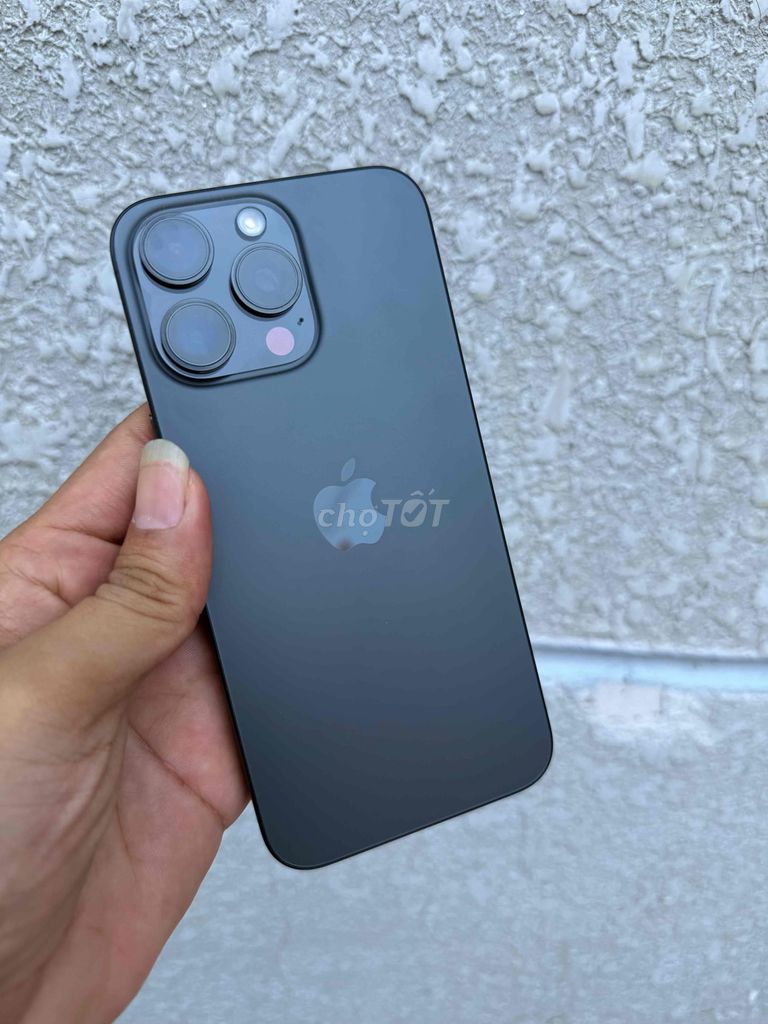 15 Pro Max 256GB Đen Qte Mỹ nguyên zin đẹp 99%. Mua bán Điện thoại tại Quận Bình Thuỷ Cần Thơ được đăng bởi Truong hình 1