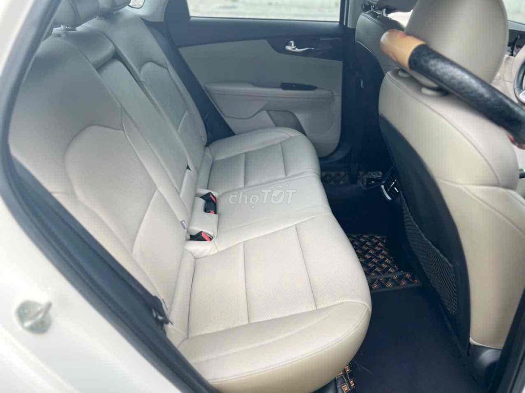Kia Cerato 2020 1.6 AT Luxury  - 80000 km. Mua bán Ô tô tại Quận Thanh Xuân Hà Nội được đăng bởi Anh Hùng  hình 12