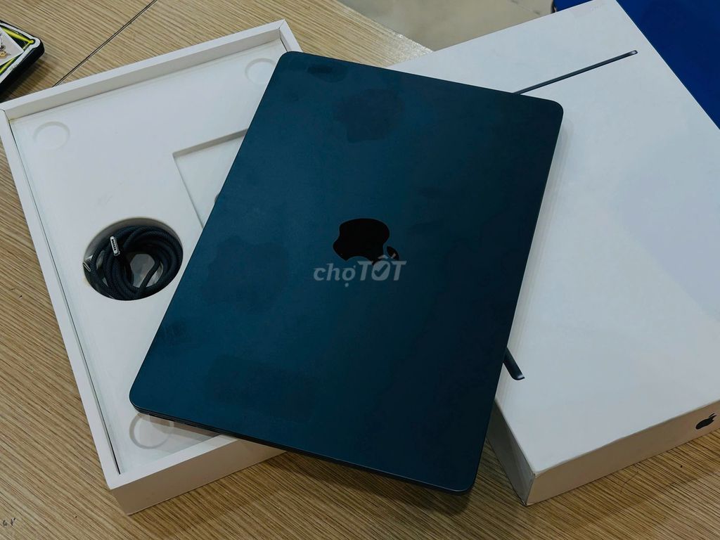 MacBook Air M2 8GB/256GB Fullbox Full PK. Mua bán Laptop tại Quận Đống Đa Hà Nội được đăng bởi Thế Hoàng hình 1